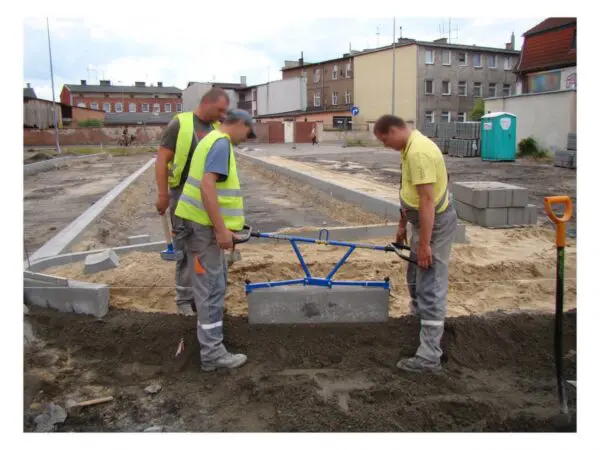 Chwytak krawężników wzdłużny CHW brukarski uniwersalny MIMAL