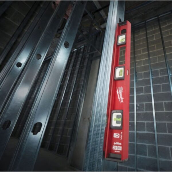 Aluminiowa poziomica magnetyczna 60CM MILWAUKEE - 2